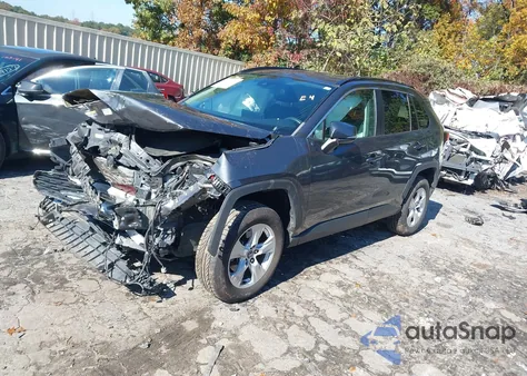 2021 Toyota Rav4 Xle z USA, uszkodzony, nr VIN 2T3W1RFV8MW118054